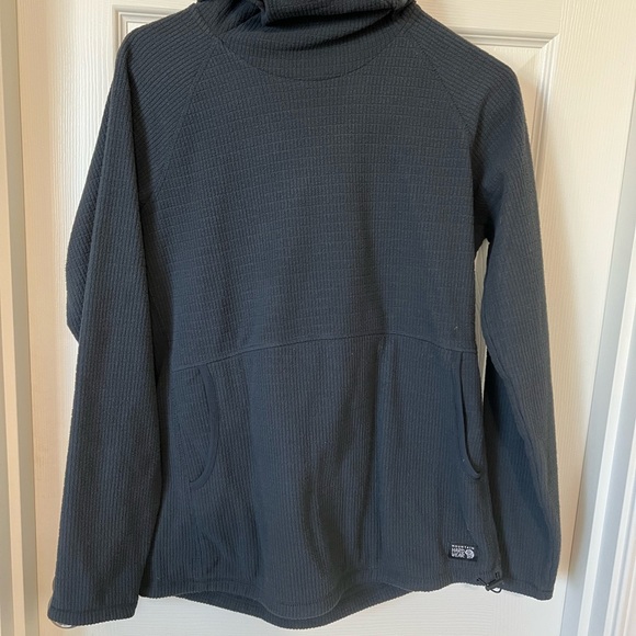 Mountain Hardwear Tops - Mountain Hardwear Black Textured Pullover